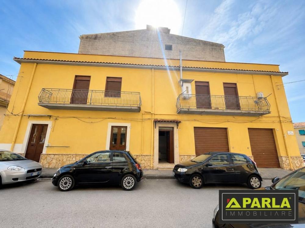 casa indipendente in vendita a Canicattì