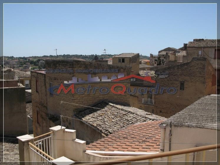 casa indipendente in vendita a Canicattì