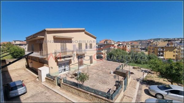 casa indipendente in vendita a Canicattì