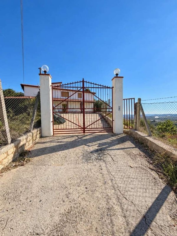 casa indipendente in vendita a Canicattì