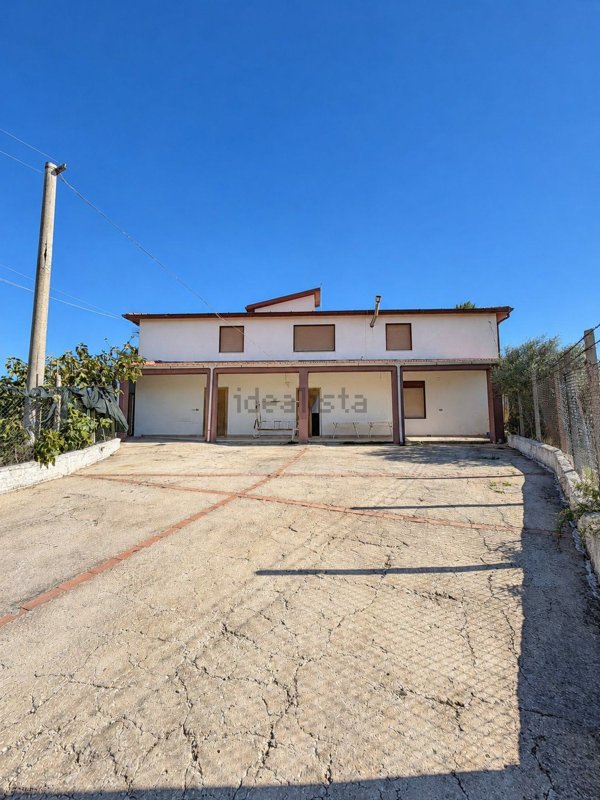 casa indipendente in vendita a Canicattì