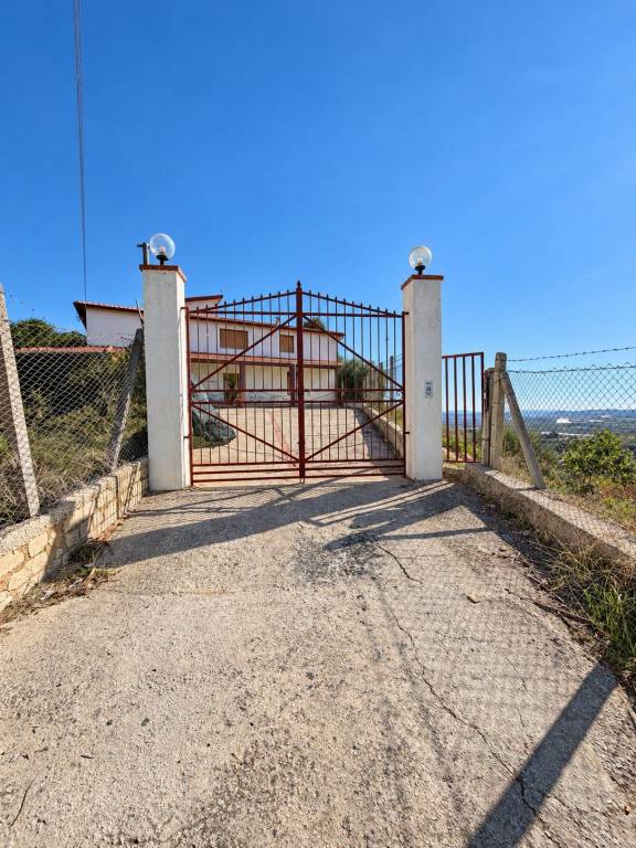 casa indipendente in vendita a Canicattì