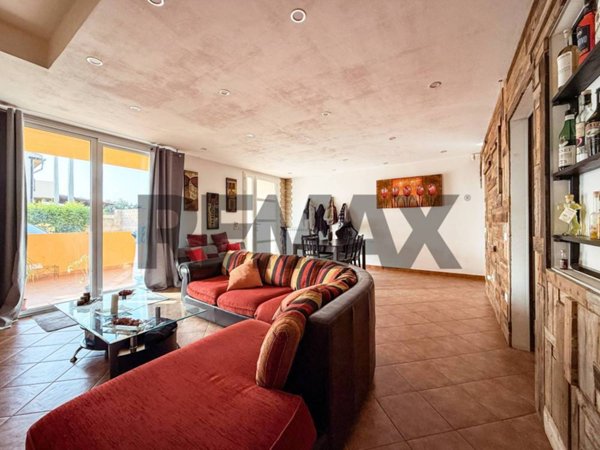 casa indipendente in vendita a Casteltermini