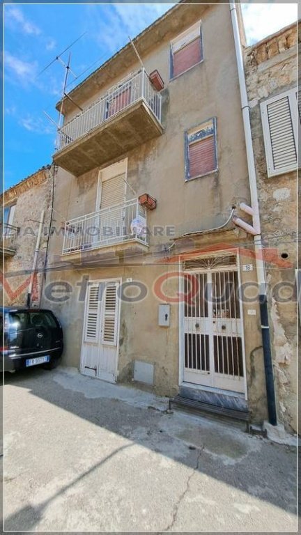 casa indipendente in vendita a Castrofilippo