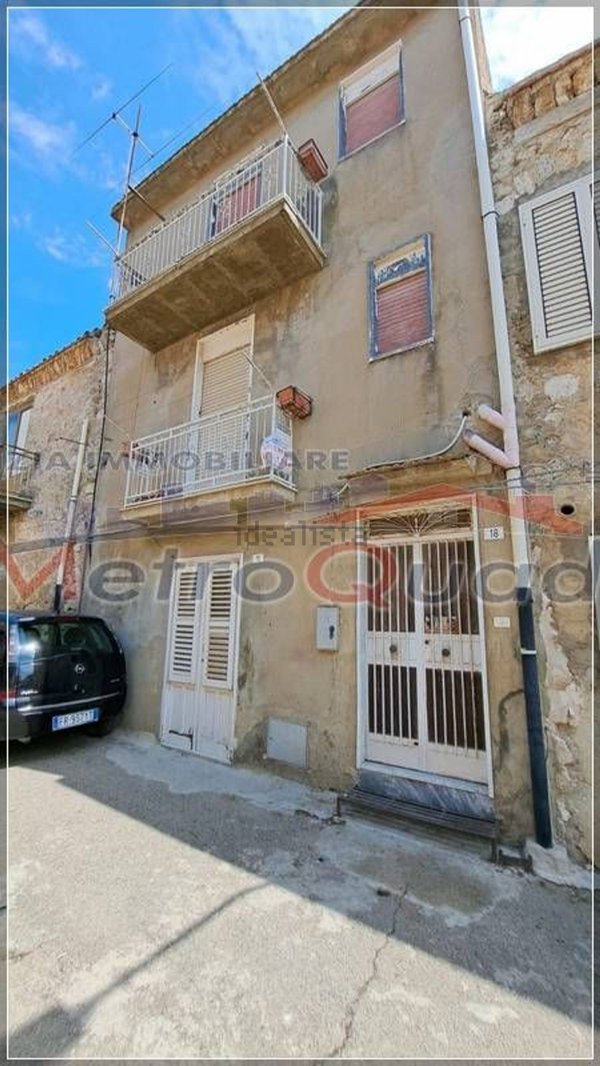 casa indipendente in vendita a Castrofilippo