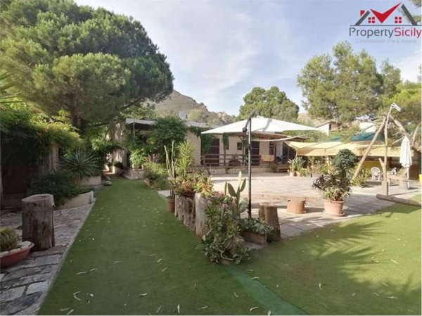 casa indipendente in vendita a Cattolica Eraclea