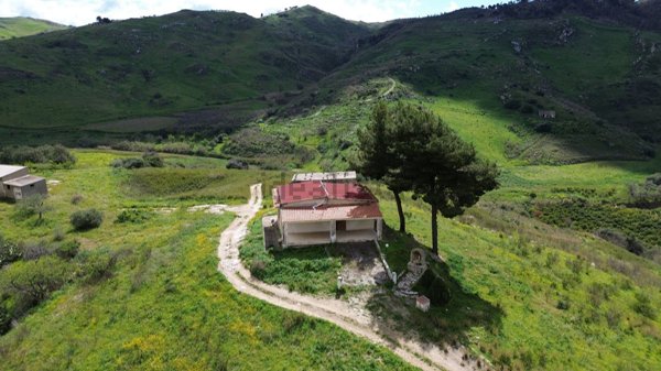 casa indipendente in vendita a Cattolica Eraclea