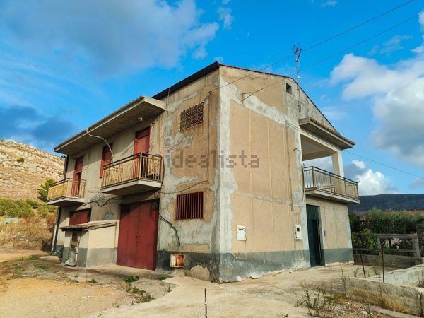 casa indipendente in vendita a Cattolica Eraclea