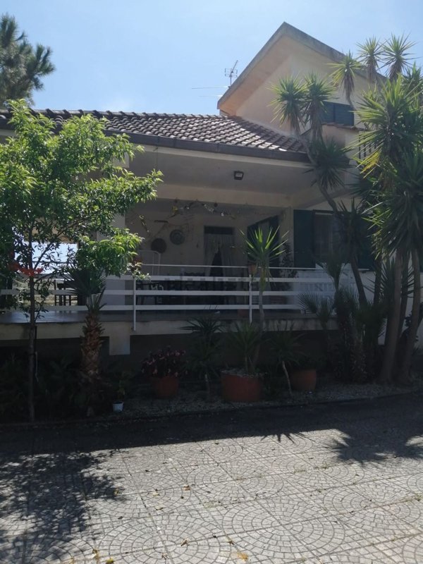 casa indipendente in vendita a Cattolica Eraclea
