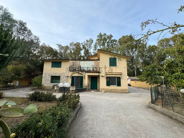 casa indipendente in vendita a Cattolica Eraclea