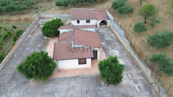 casa indipendente in vendita a Cattolica Eraclea