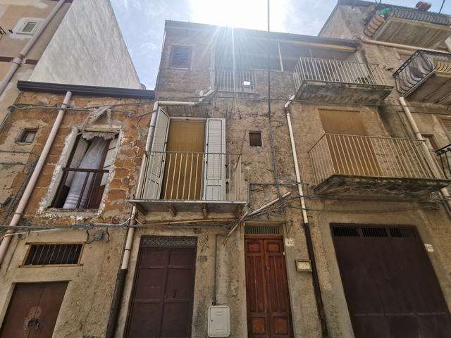 casa indipendente in vendita a Cianciana