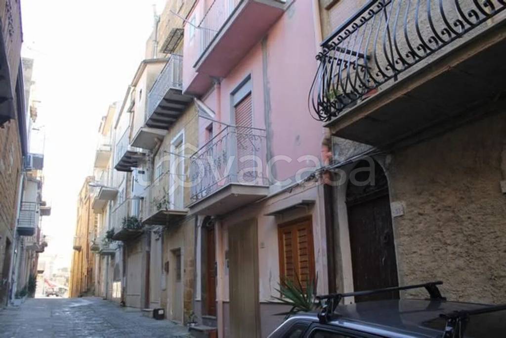 casa indipendente in vendita a Cianciana