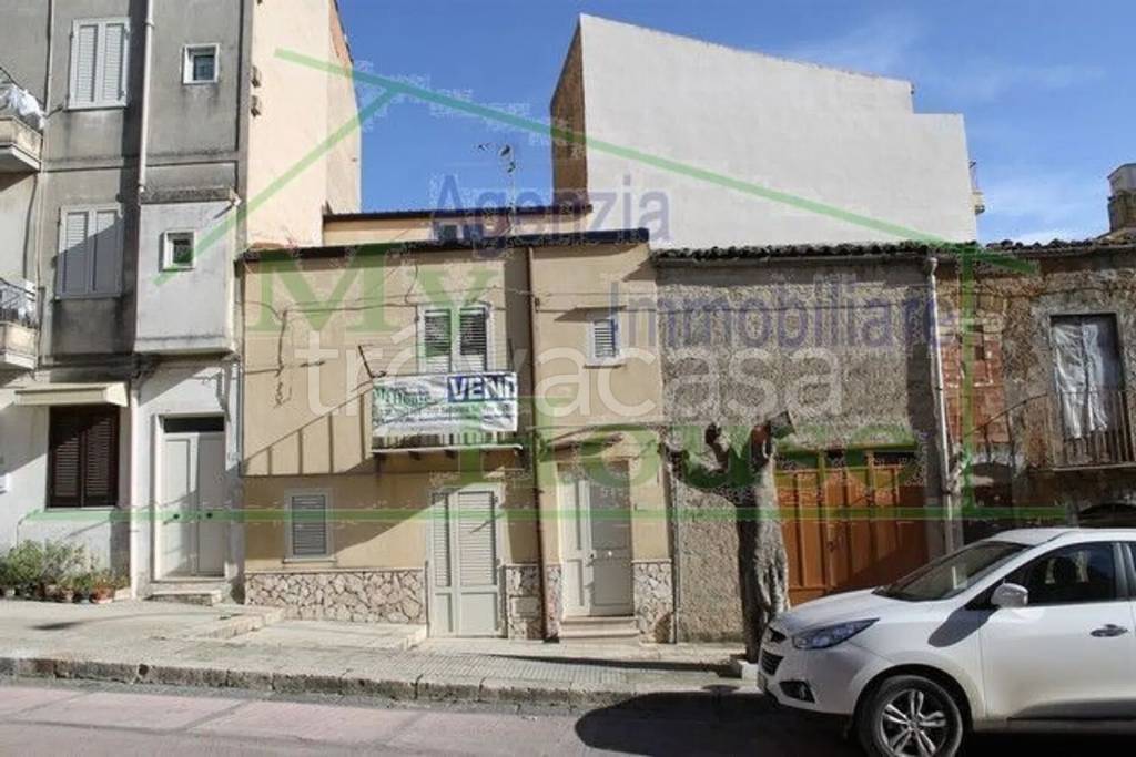 casa indipendente in vendita a Cianciana