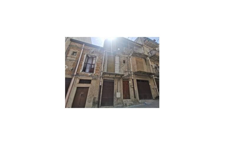 casa indipendente in vendita a Cianciana