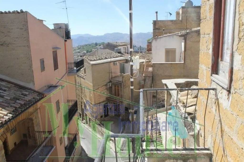 casa indipendente in vendita a Cianciana