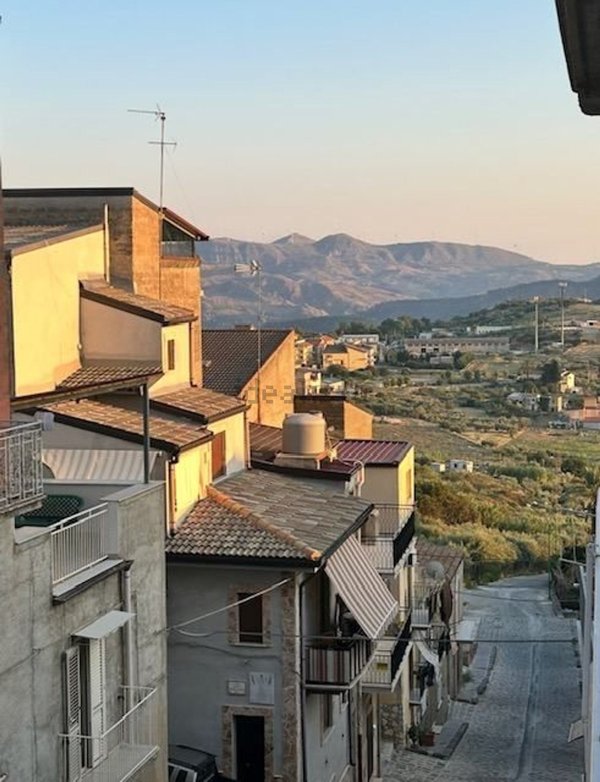casa indipendente in vendita a Cianciana
