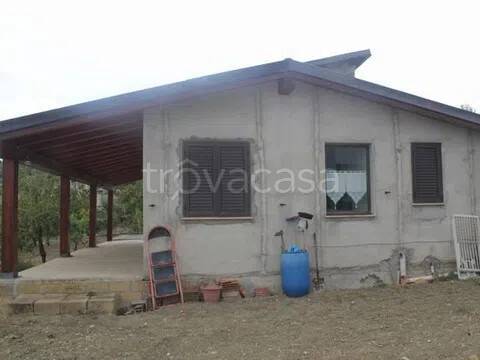 casa indipendente in vendita a Cianciana