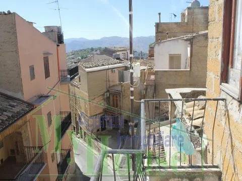 casa indipendente in vendita a Cianciana