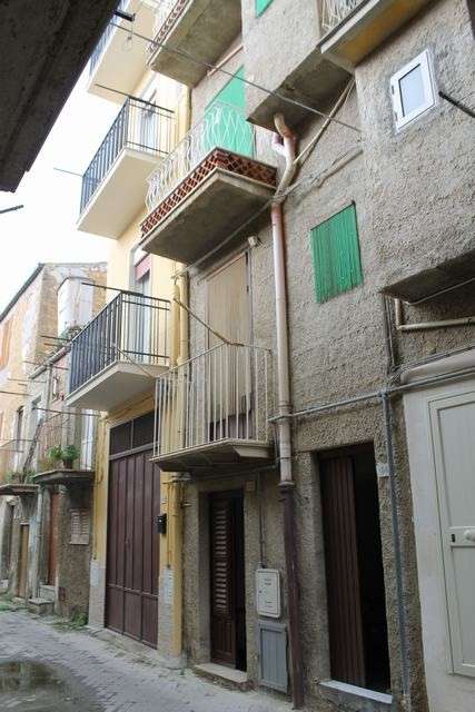 casa indipendente in vendita a Cianciana