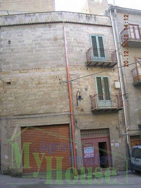 casa indipendente in vendita a Cianciana