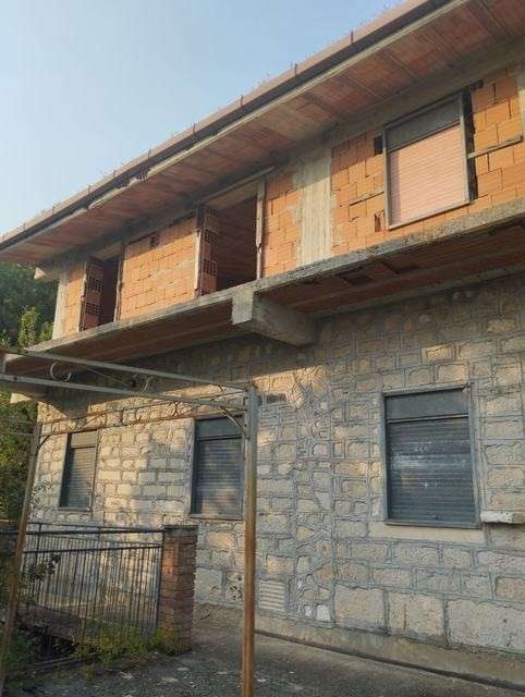 casa indipendente in vendita a Cianciana