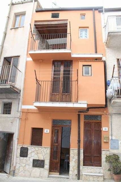 casa indipendente in vendita a Cianciana