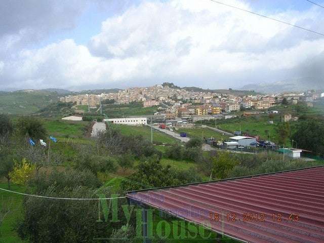 casa indipendente in vendita a Cianciana