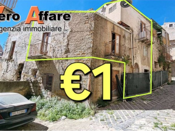 casa indipendente in vendita a Favara