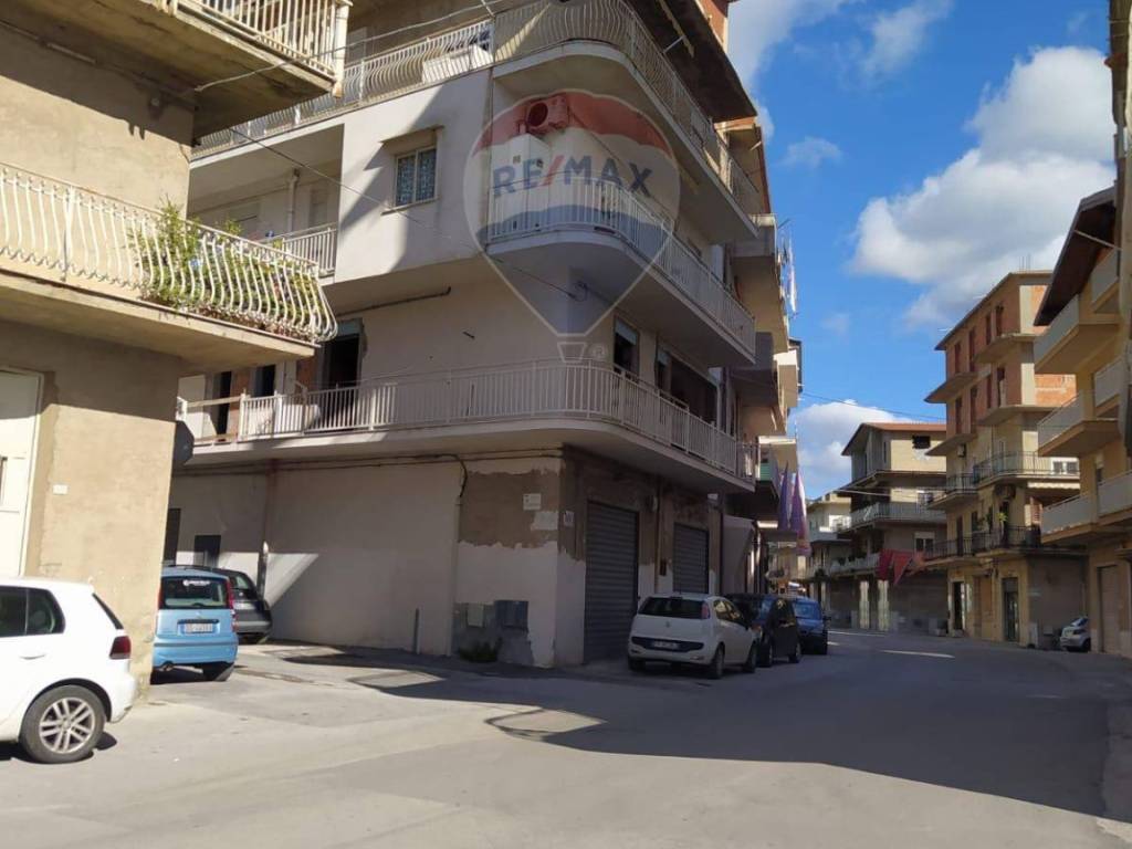 appartamento in vendita a Favara