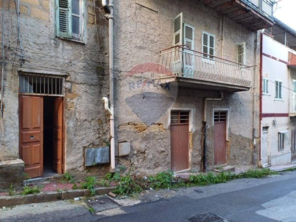 casa indipendente in vendita a Favara