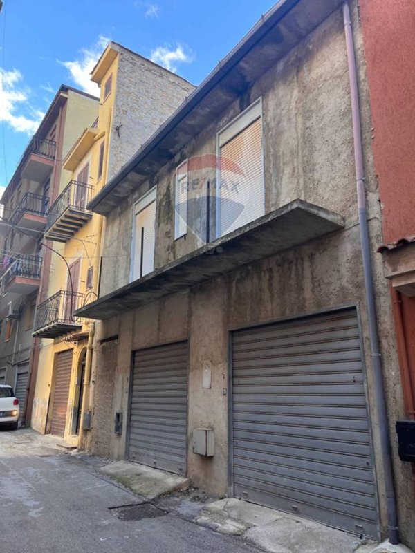 casa indipendente in vendita a Favara