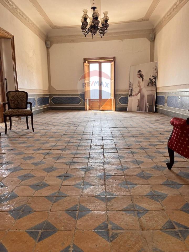 appartamento in vendita a Favara