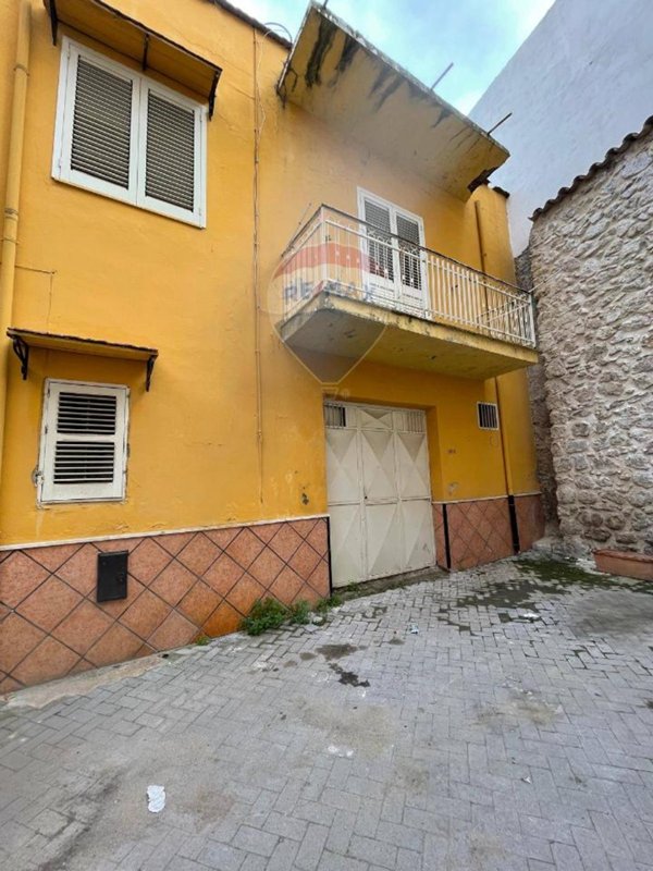 casa indipendente in vendita a Favara