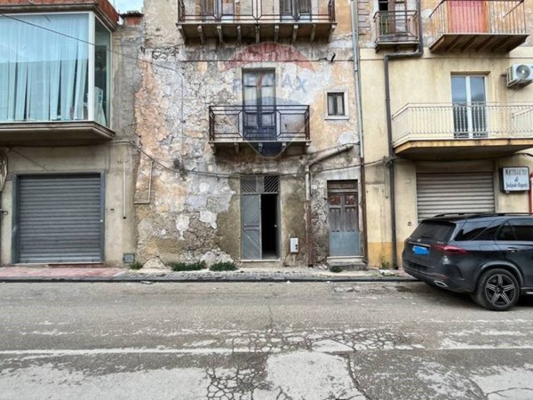 casa indipendente in vendita a Favara