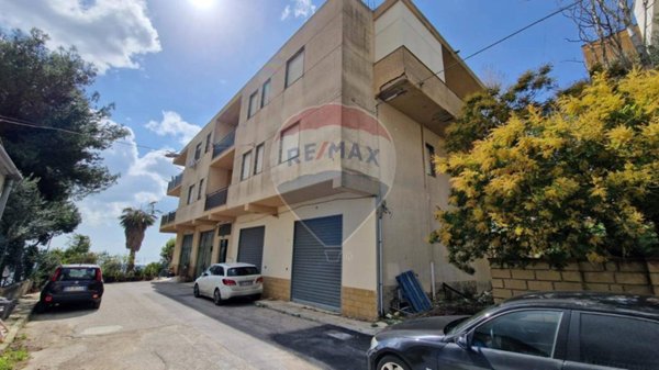 appartamento in vendita a Favara