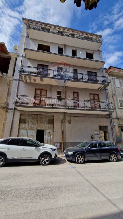 appartamento in vendita a Favara