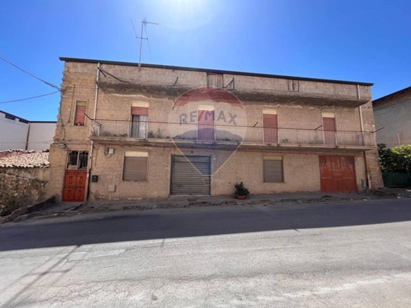casa indipendente in vendita a Favara