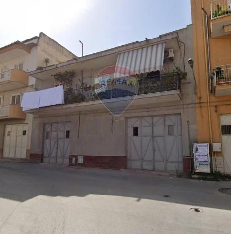 locale commerciale in vendita a Favara