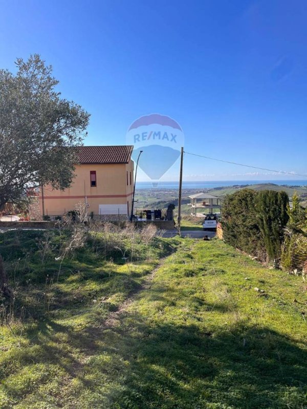 casa indipendente in vendita a Favara