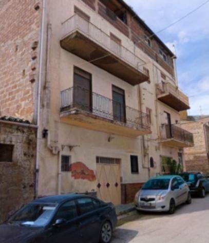 appartamento in vendita a Favara
