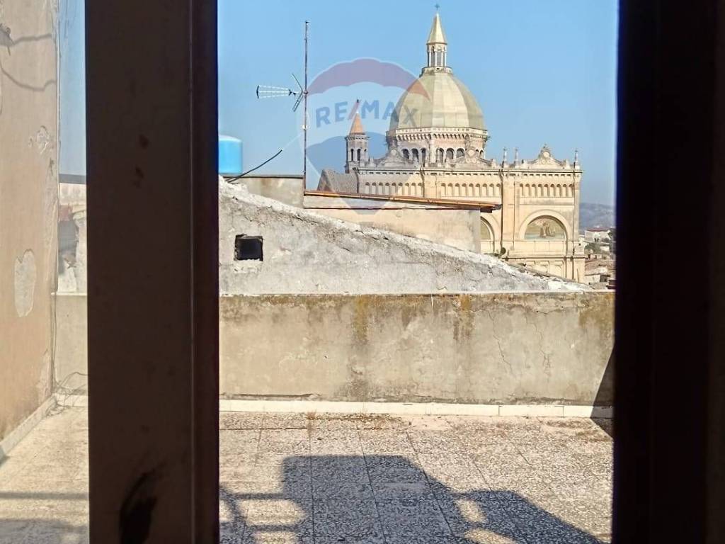 appartamento in vendita a Favara