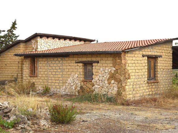 casa indipendente in vendita a Favara