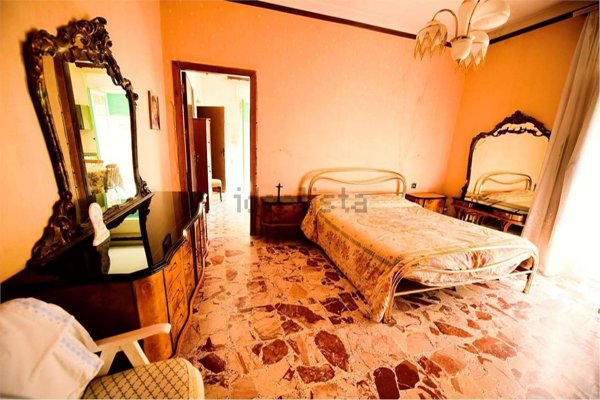 casa indipendente in vendita a Favara