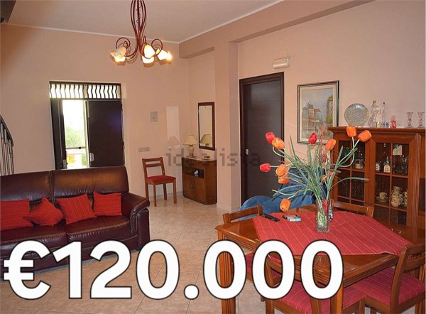 casa indipendente in vendita a Favara