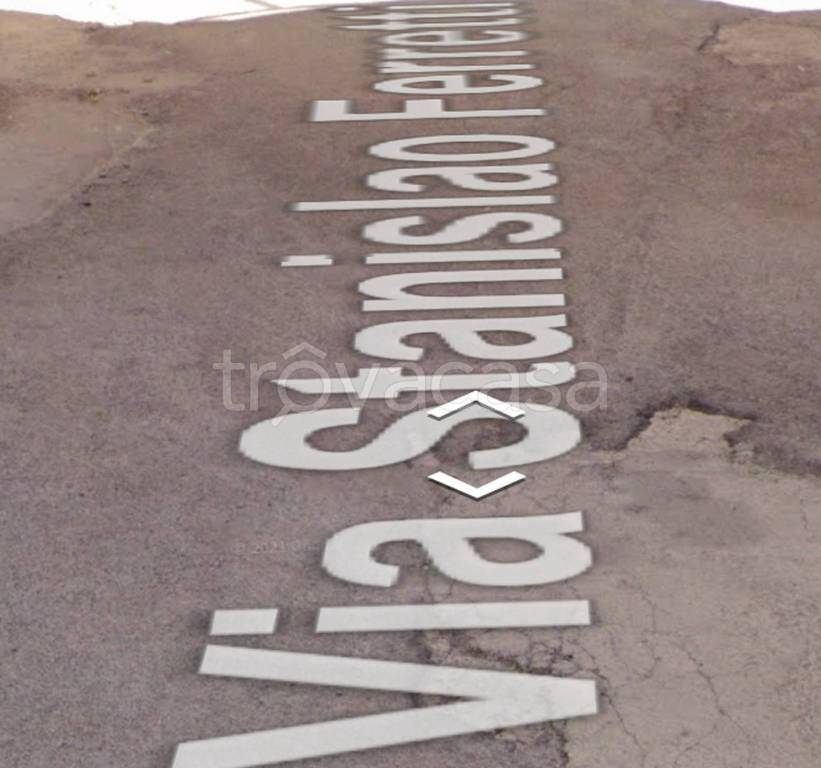 locale commerciale in vendita a Favara