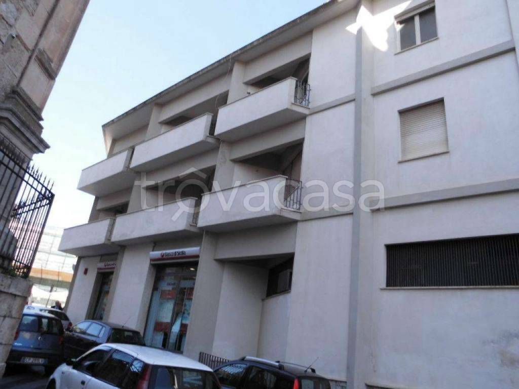 appartamento in vendita a Favara