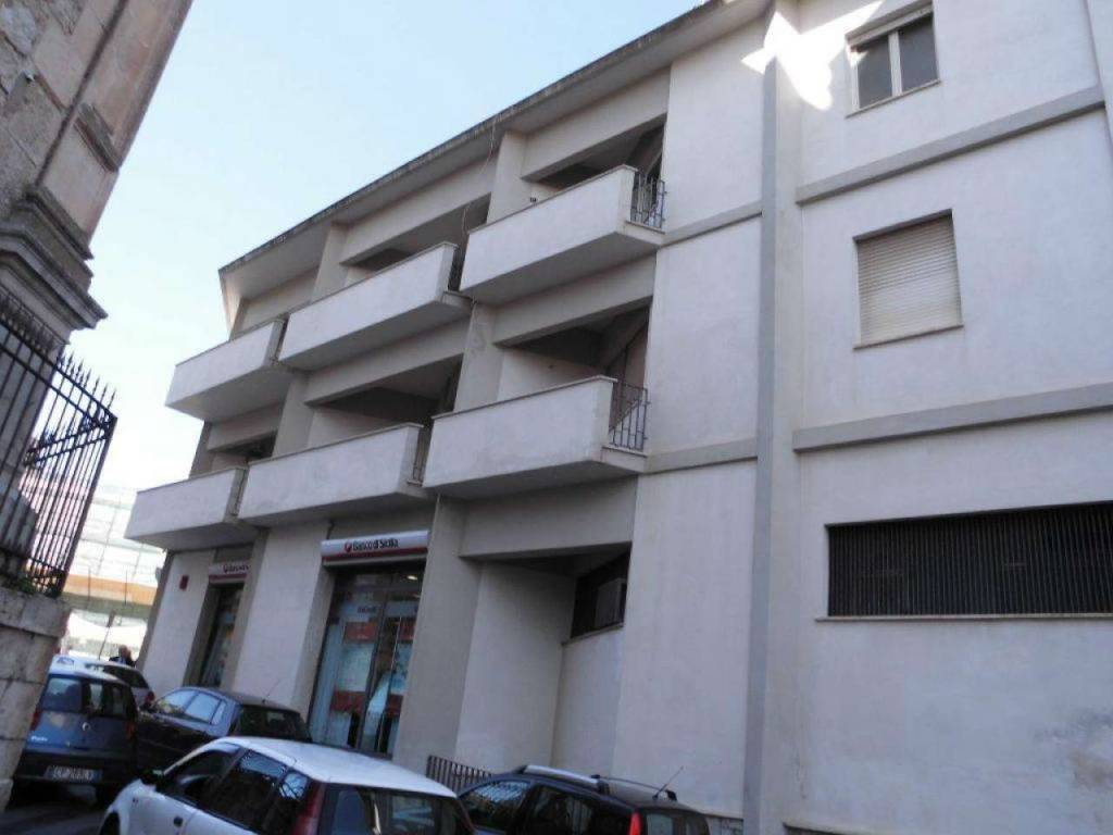 appartamento in vendita a Favara