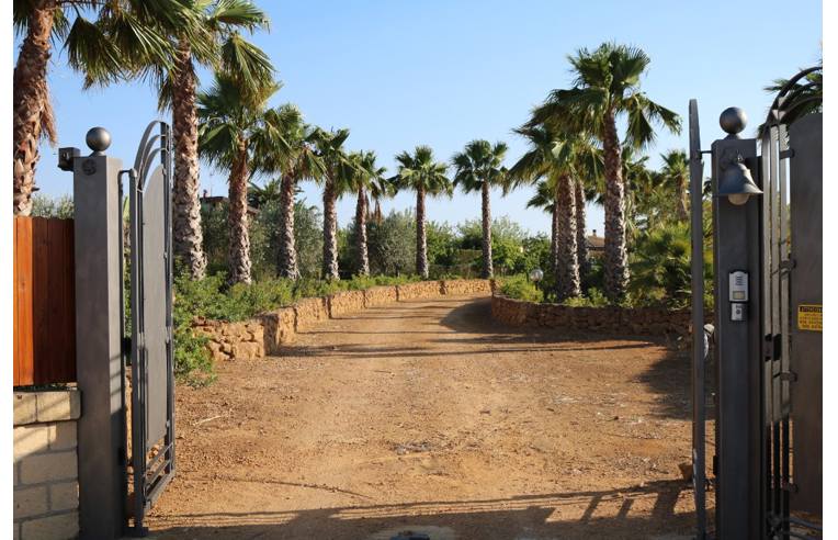 casa indipendente in vendita a Favara