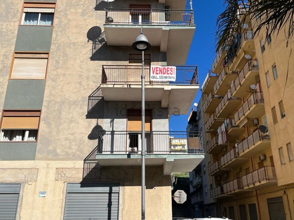 appartamento in vendita a Favara